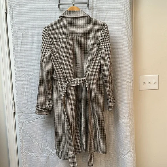 GAP Black and White Checkered Trench Coat - Picture 2 of 2